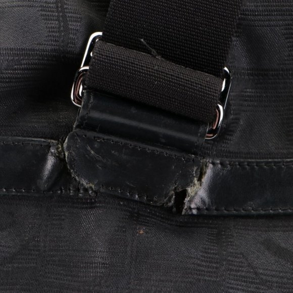 Chanel Messenger Bag - Picture 7 of 8